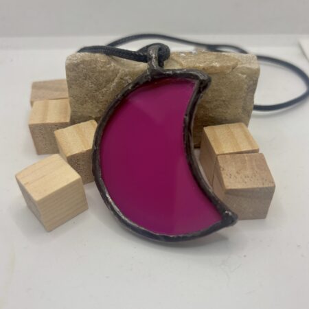 Luna Magenta